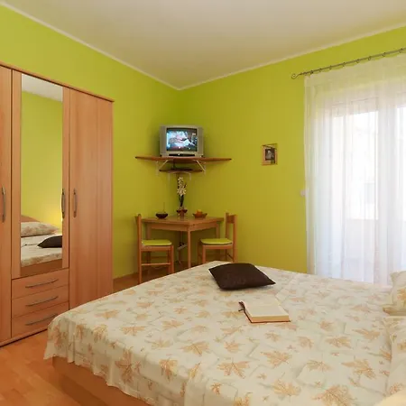 Mara Apartment *