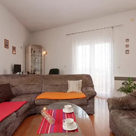 Mara Apartment Drage