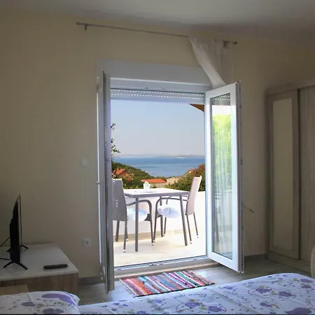 Apartment Mara Drage